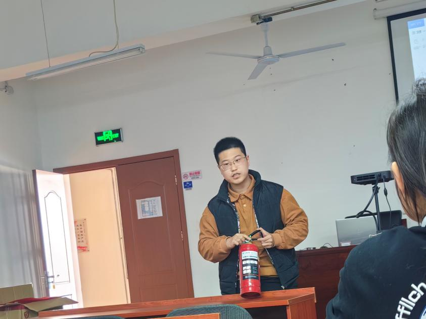 �ڲ��������רҵЧ��,����Ϊ��